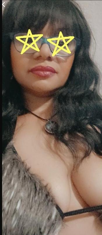 SomaticGoddess, 30  female escort, Racine