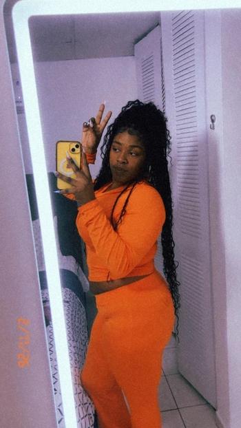 414-242-6512, 24  female escort, Racine
