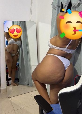 Marisel, 25  female escort, Racine