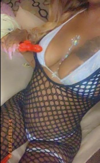 2626749438, female escort, Racine